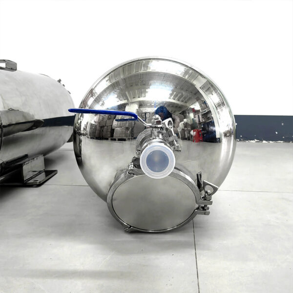 Tanque de armazenamento de água esterilizada em aço inoxidável para sistema de osmose inversa Tanque de armazenamento de água esterilizada em aço inoxidável para sistema de osmose inversa